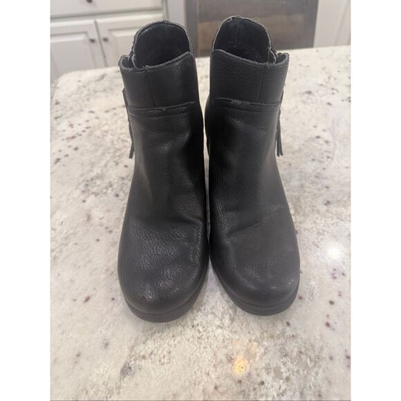 Aerosoles Heelrest Black Acrobatic Side Zip Boots sz 6.5 - Picture 2 of 8